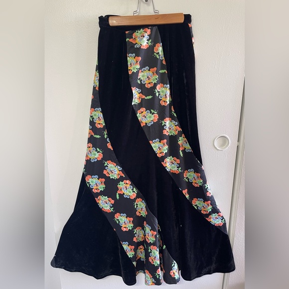 Free People Twisted Velvet Maxi Skirt size 2 - Picture 13 of 15